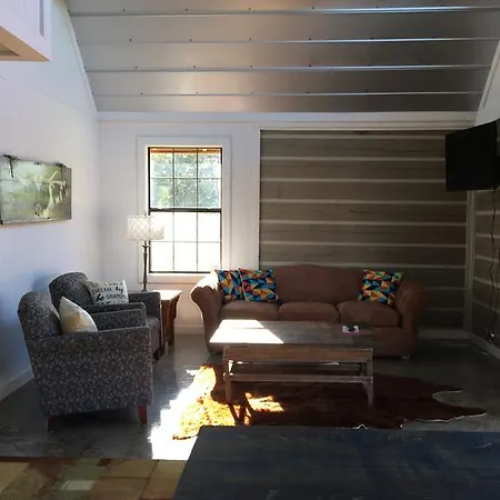 Saddle Creek Cabins Roznov Exterior photo