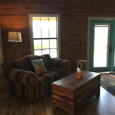 Saddle Creek Cabins Roznov Exterior photo